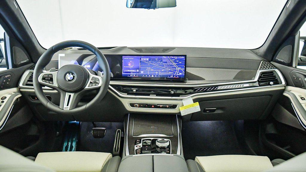new 2026 BMW X7 car, priced at $123,600