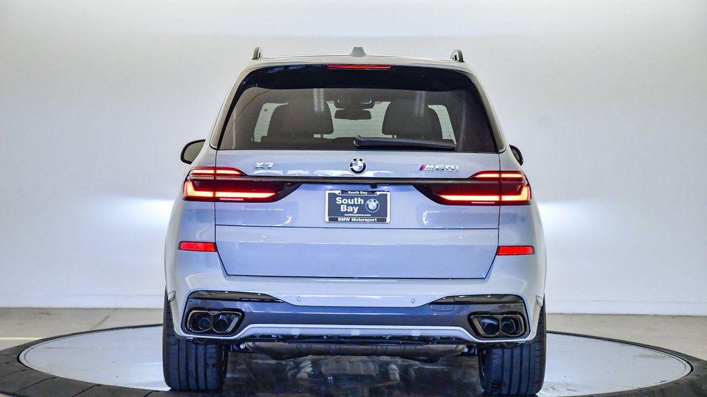 new 2026 BMW X7 car, priced at $123,600