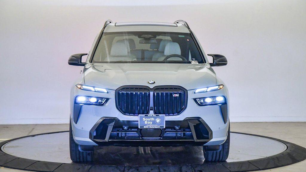 new 2026 BMW X7 car, priced at $123,600