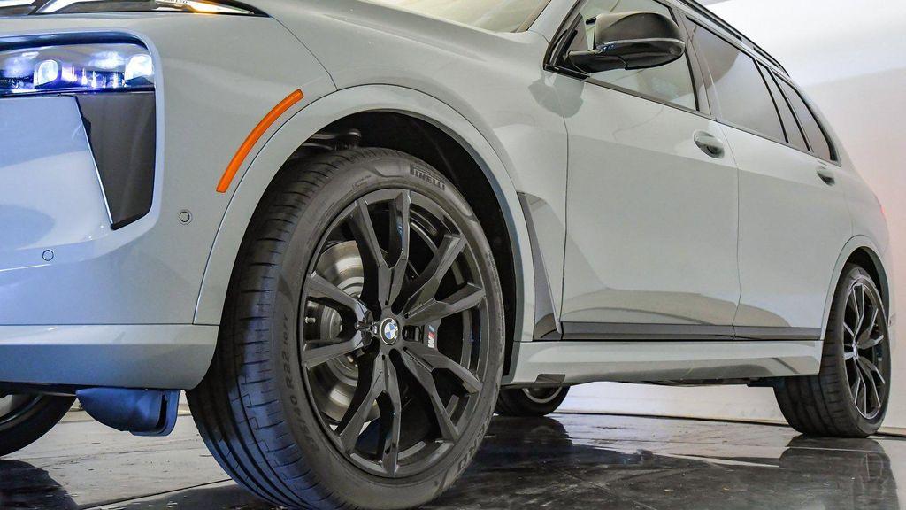 new 2026 BMW X7 car, priced at $123,600