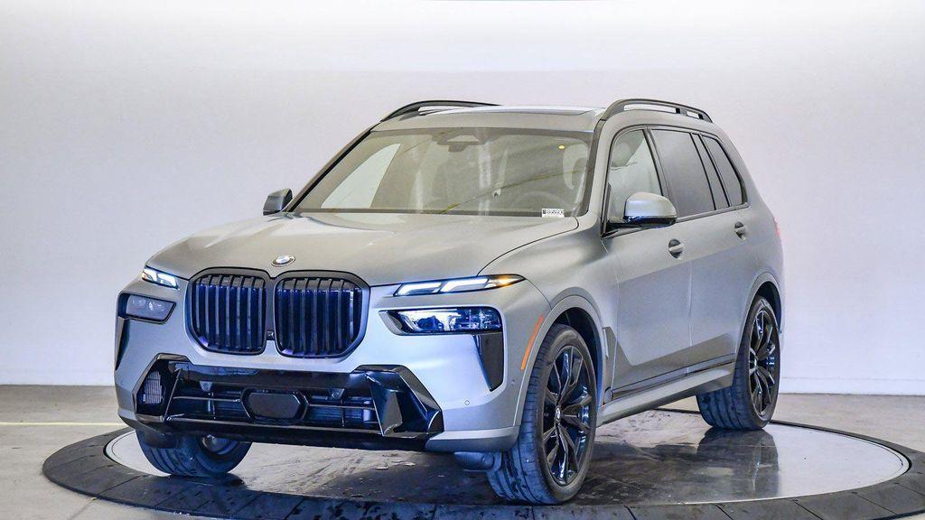 new 2026 BMW X7 car, priced at $100,525