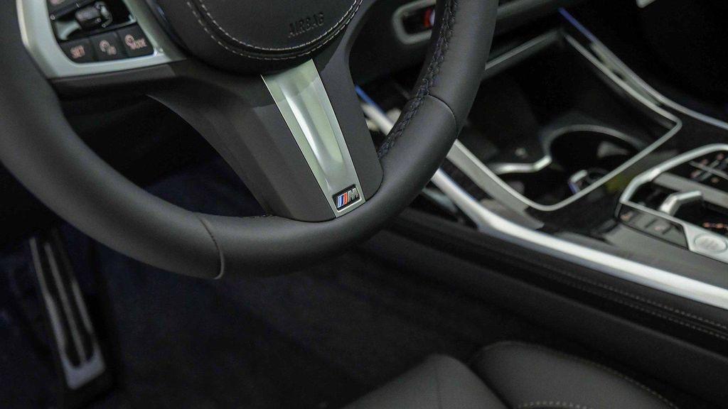 new 2026 BMW X7 car, priced at $94,725