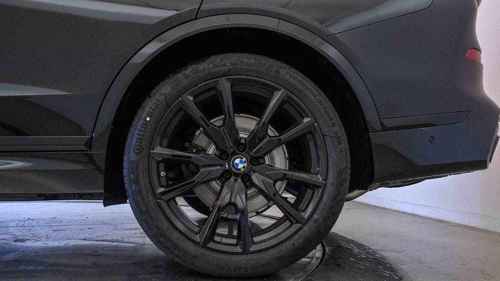 new 2026 BMW X7 car, priced at $94,725