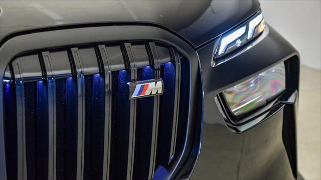 new 2026 BMW X7 car, priced at $120,425