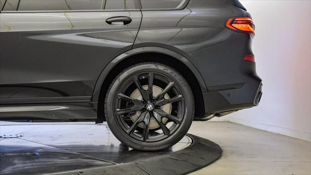 new 2026 BMW X7 car, priced at $120,425