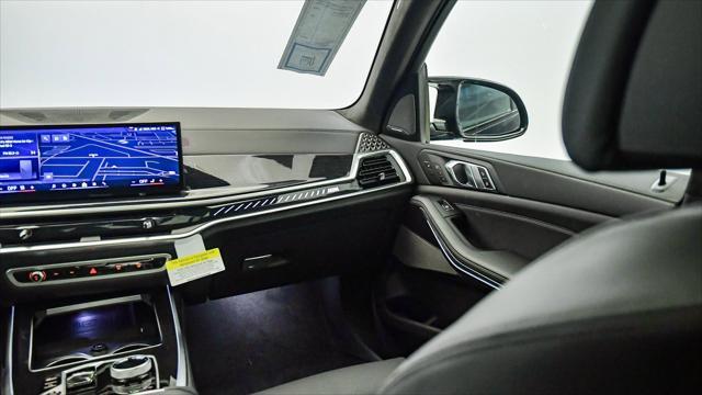 new 2026 BMW X7 car, priced at $120,425