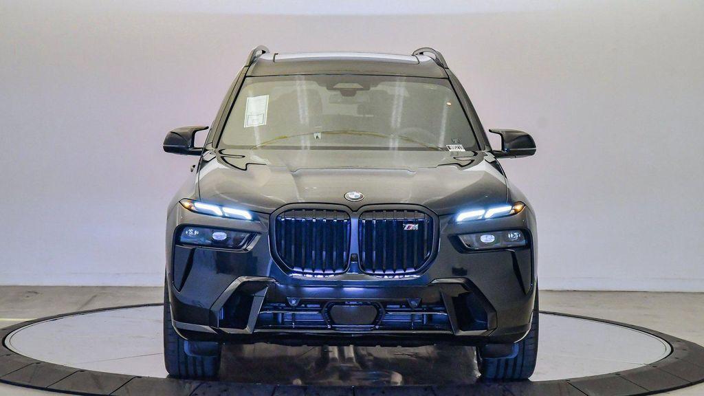 new 2026 BMW X7 car, priced at $120,425