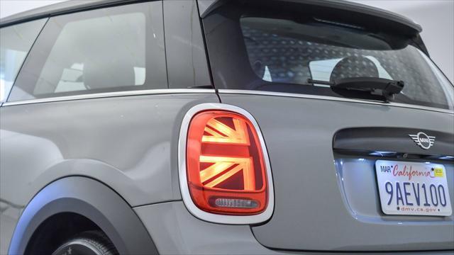 used 2022 MINI Hardtop car, priced at $22,159