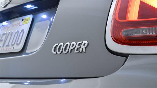 used 2022 MINI Hardtop car, priced at $22,159