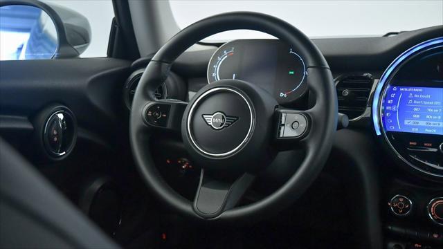 used 2022 MINI Hardtop car, priced at $22,159