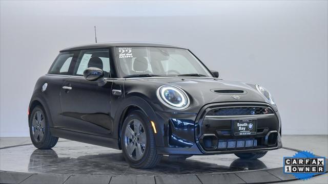 used 2022 MINI Hardtop car, priced at $22,999