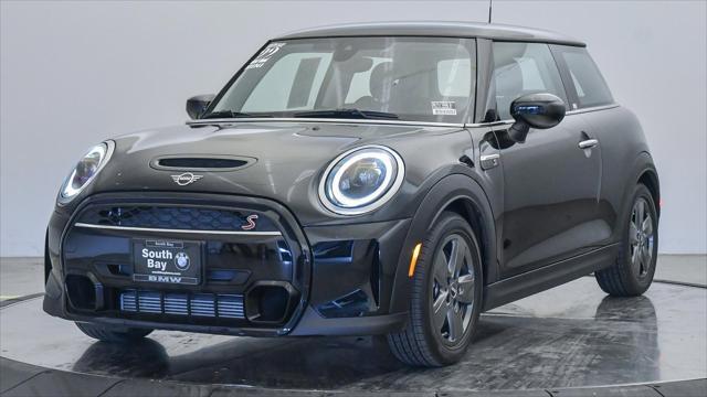 used 2022 MINI Hardtop car, priced at $24,099