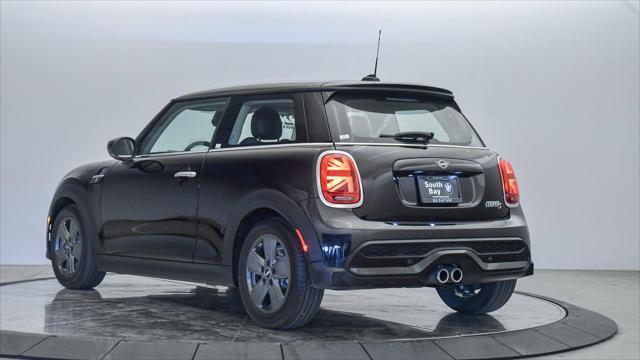 used 2022 MINI Hardtop car, priced at $24,099
