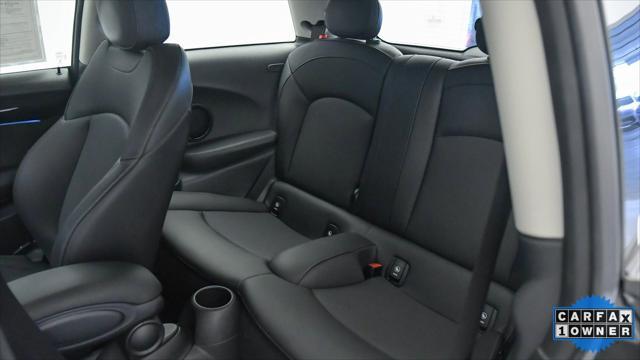 used 2022 MINI Hardtop car, priced at $22,999