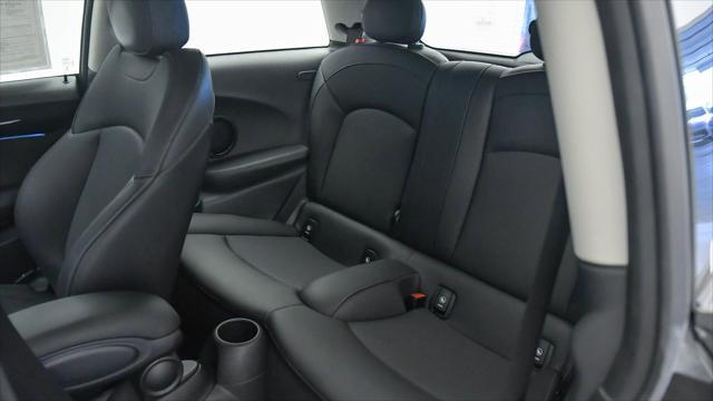 used 2022 MINI Hardtop car, priced at $24,099