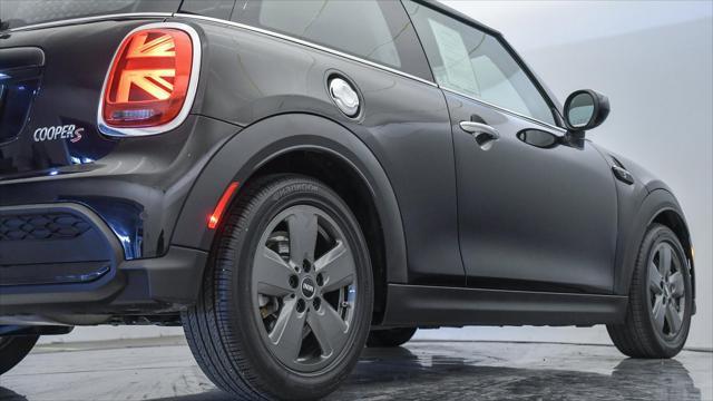 used 2022 MINI Hardtop car, priced at $24,099