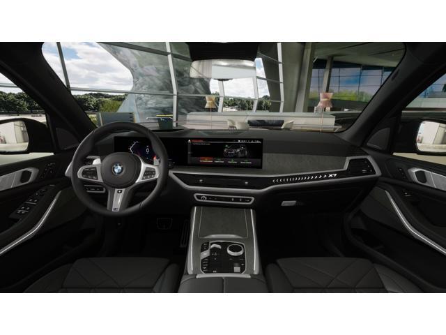 new 2026 BMW X7 car, priced at $96,425