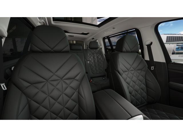 new 2026 BMW X7 car, priced at $89,725