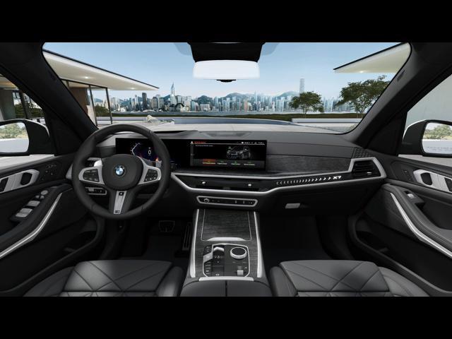 new 2025 BMW X7 car, priced at $90,325