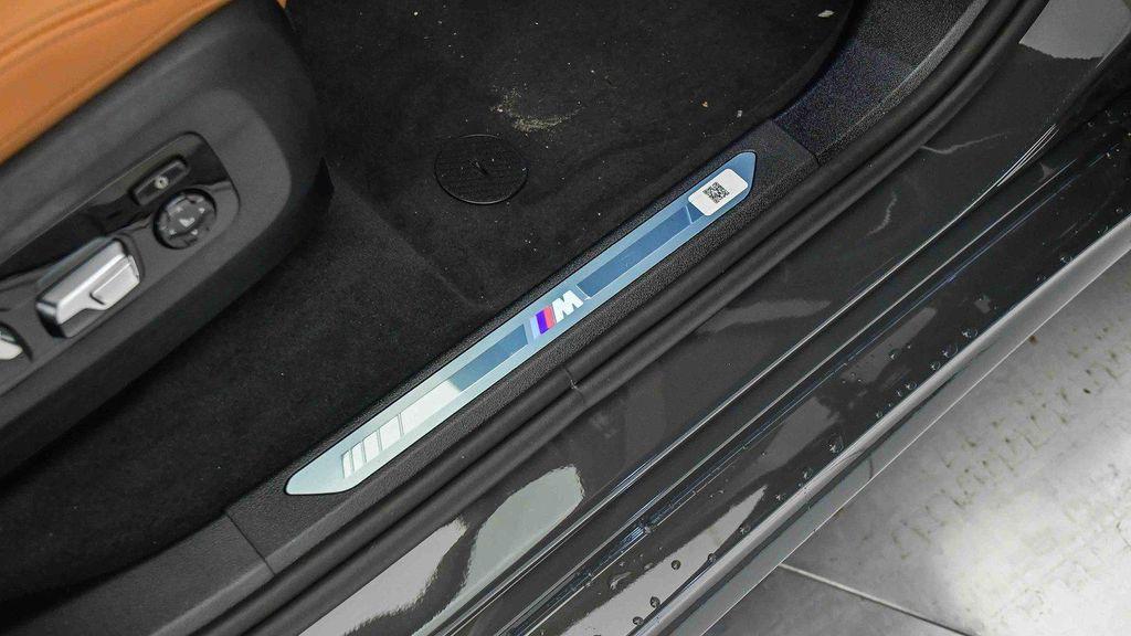 new 2026 BMW X7 car, priced at $95,875