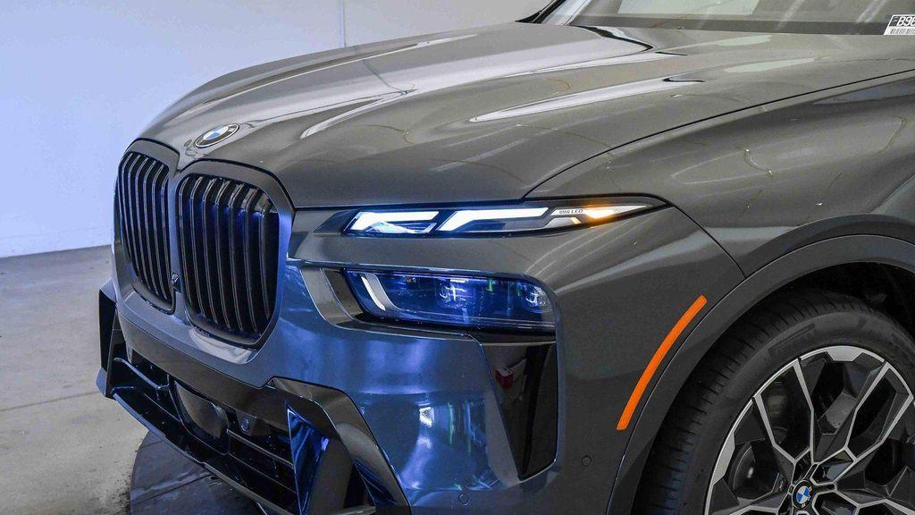 new 2026 BMW X7 car, priced at $95,875