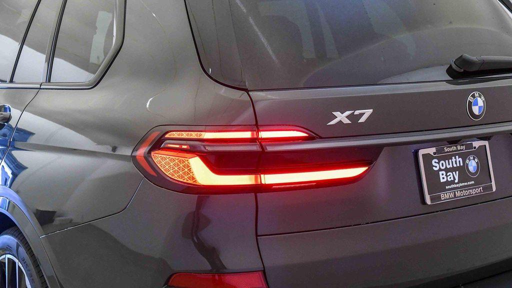 new 2026 BMW X7 car, priced at $95,875