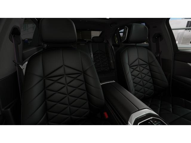 new 2025 BMW 740 car, priced at $92,399