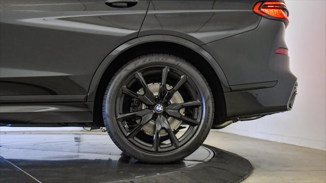 new 2026 BMW X7 car, priced at $95,365