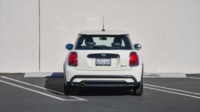 used 2022 MINI Hardtop car, priced at $22,499