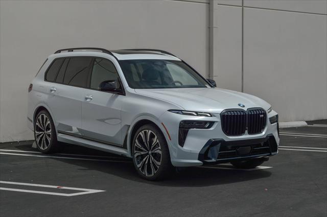 new 2025 BMW X7 car, priced at $116,205