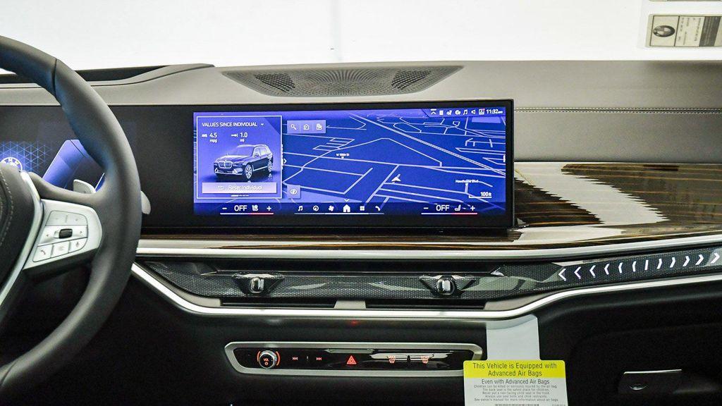 new 2026 BMW X7 car, priced at $91,115