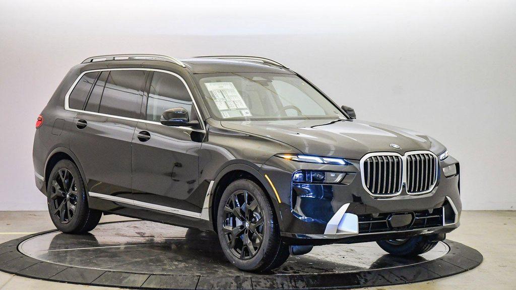 new 2026 BMW X7 car, priced at $91,115
