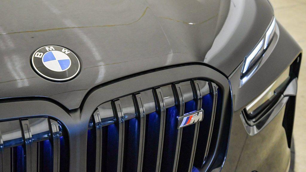 new 2026 BMW X7 car, priced at $116,775