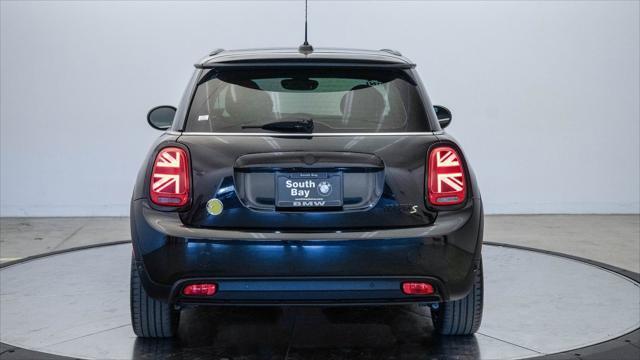 used 2024 MINI Hardtop car, priced at $23,999