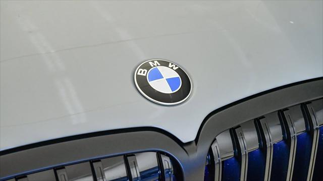 new 2026 BMW X7 car, priced at $94,375