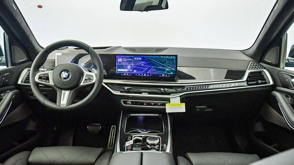 new 2026 BMW X7 car, priced at $102,525