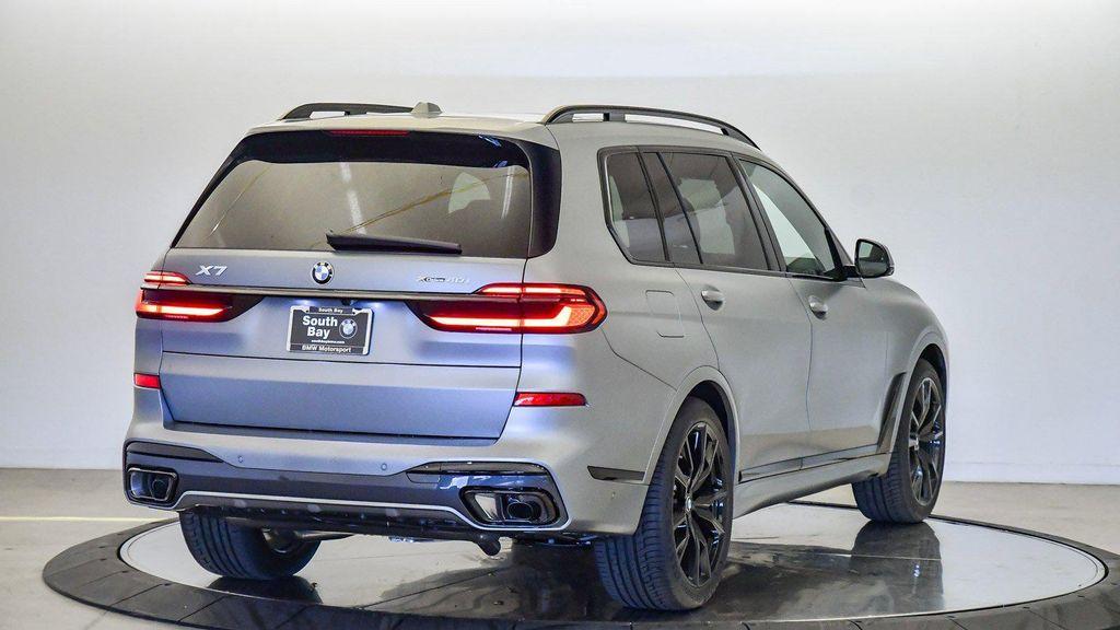 new 2026 BMW X7 car, priced at $102,525