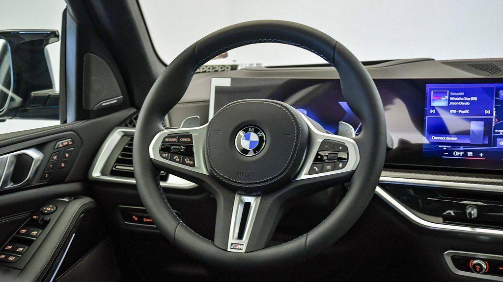 new 2026 BMW X7 car, priced at $127,725