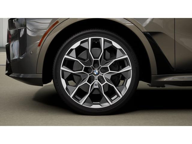 new 2025 BMW X7 car, priced at $93,380