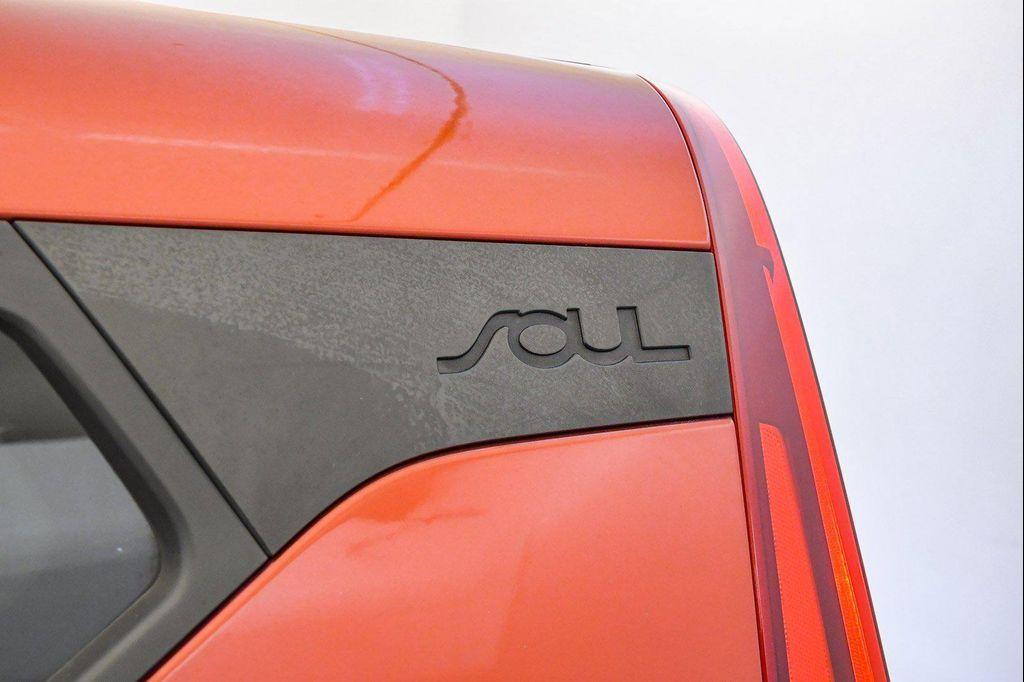 used 2020 Kia Soul car, priced at $13,281