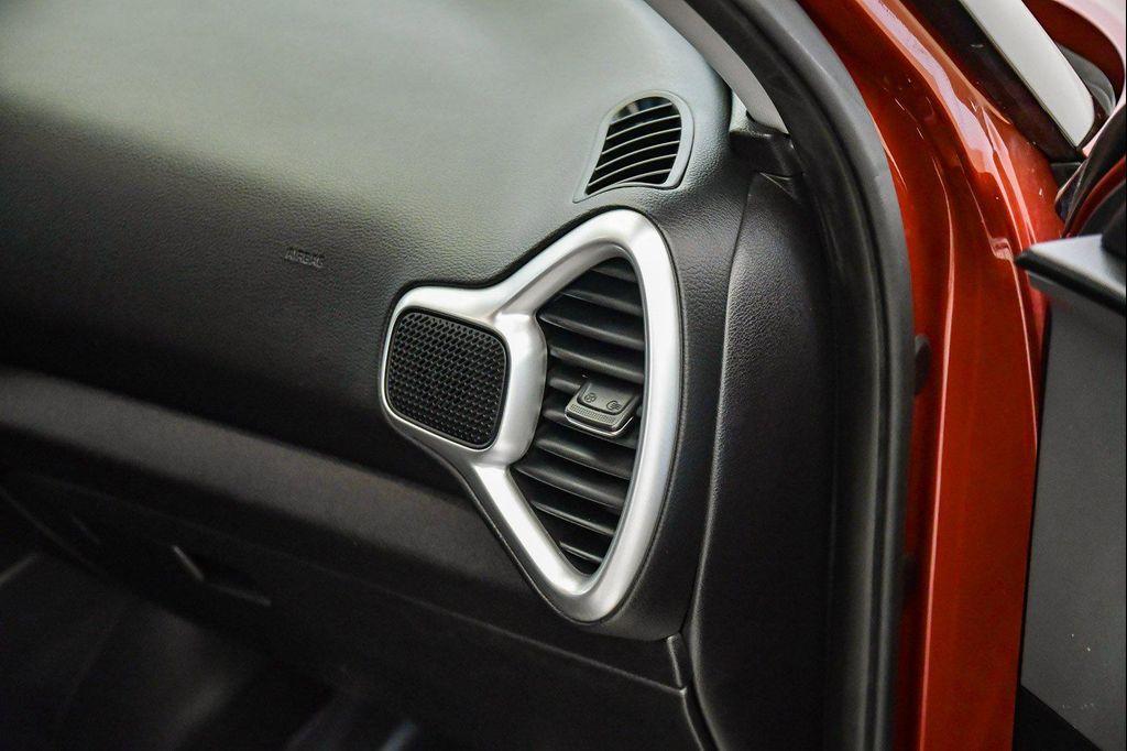 used 2020 Kia Soul car, priced at $13,281