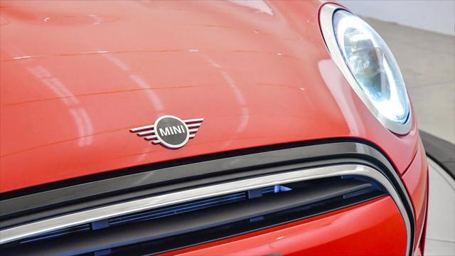 used 2022 MINI Hardtop car, priced at $23,999