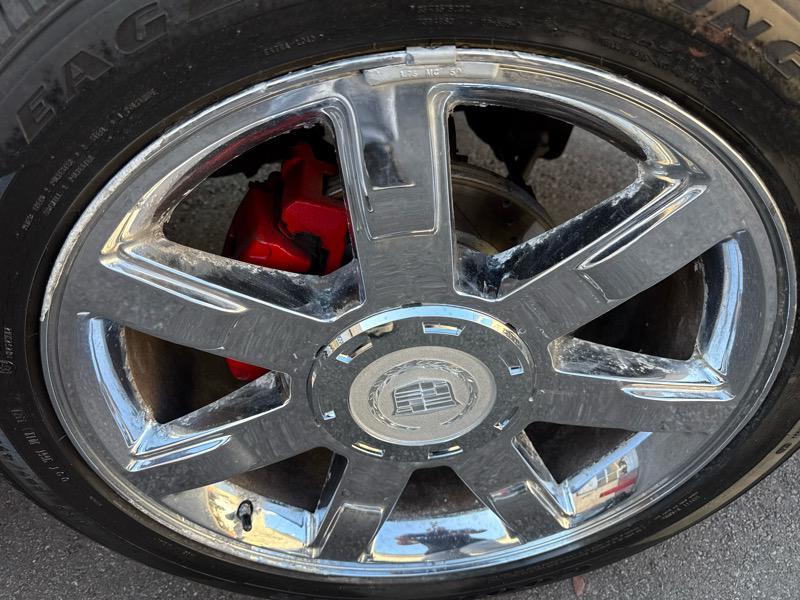 used 2007 Cadillac Escalade car, priced at $9,495