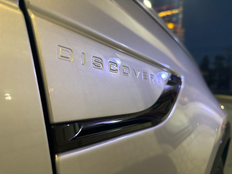 used 2021 Land Rover Discovery car, priced at $32,989