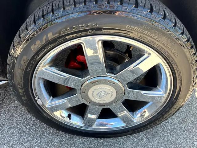 used 2008 Cadillac Escalade car, priced at $12,495