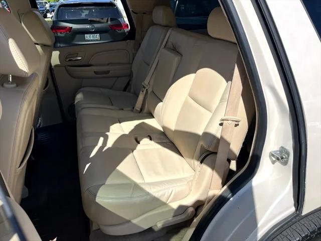 used 2008 Cadillac Escalade car, priced at $12,495