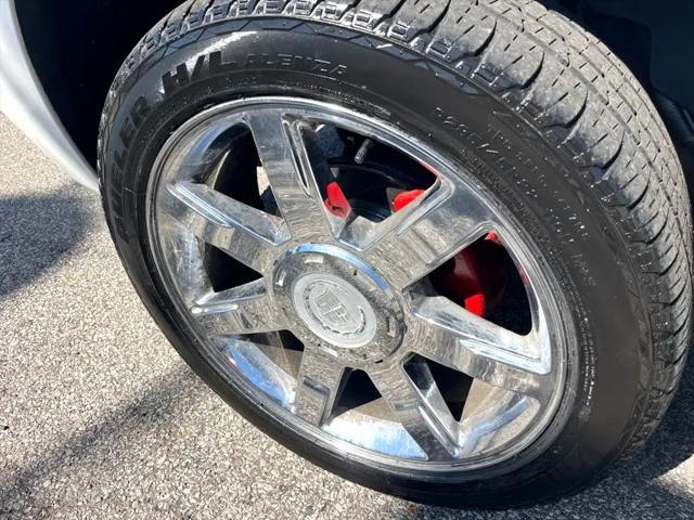 used 2008 Cadillac Escalade car, priced at $12,495