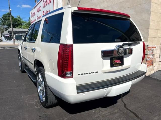 used 2008 Cadillac Escalade car, priced at $12,495