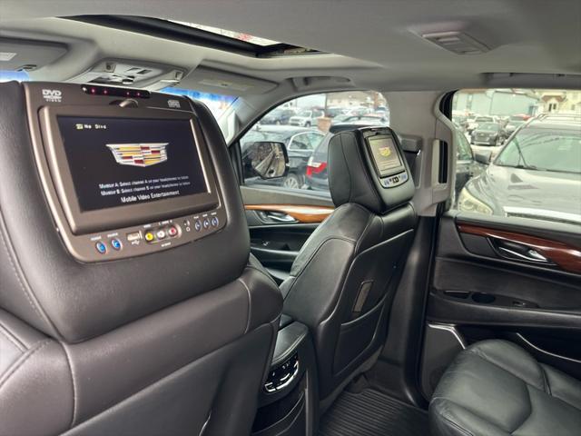 used 2016 Cadillac Escalade car, priced at $30,822