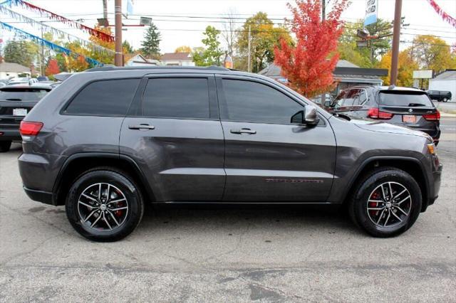 used 2017 Jeep Grand Cherokee car, priced at $22,475